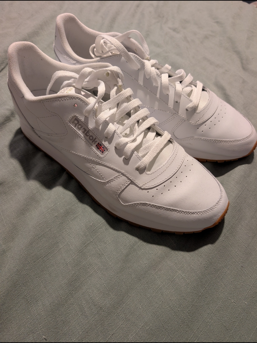 Reebok Men's White Leather Sneakers with Gum Outsole